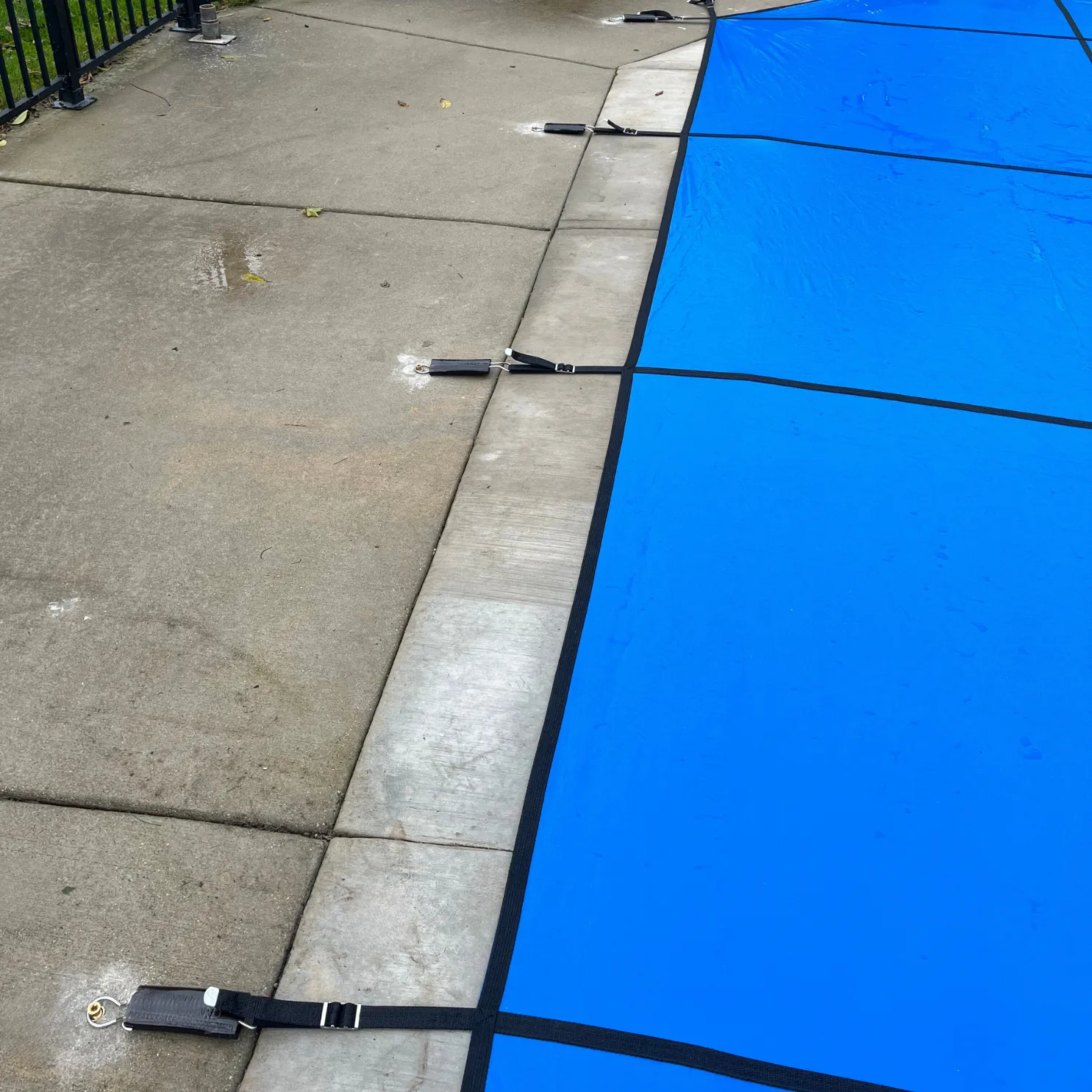 18' x 40' Rectangle Aquamaster 100% Solid Safety Pool Cover