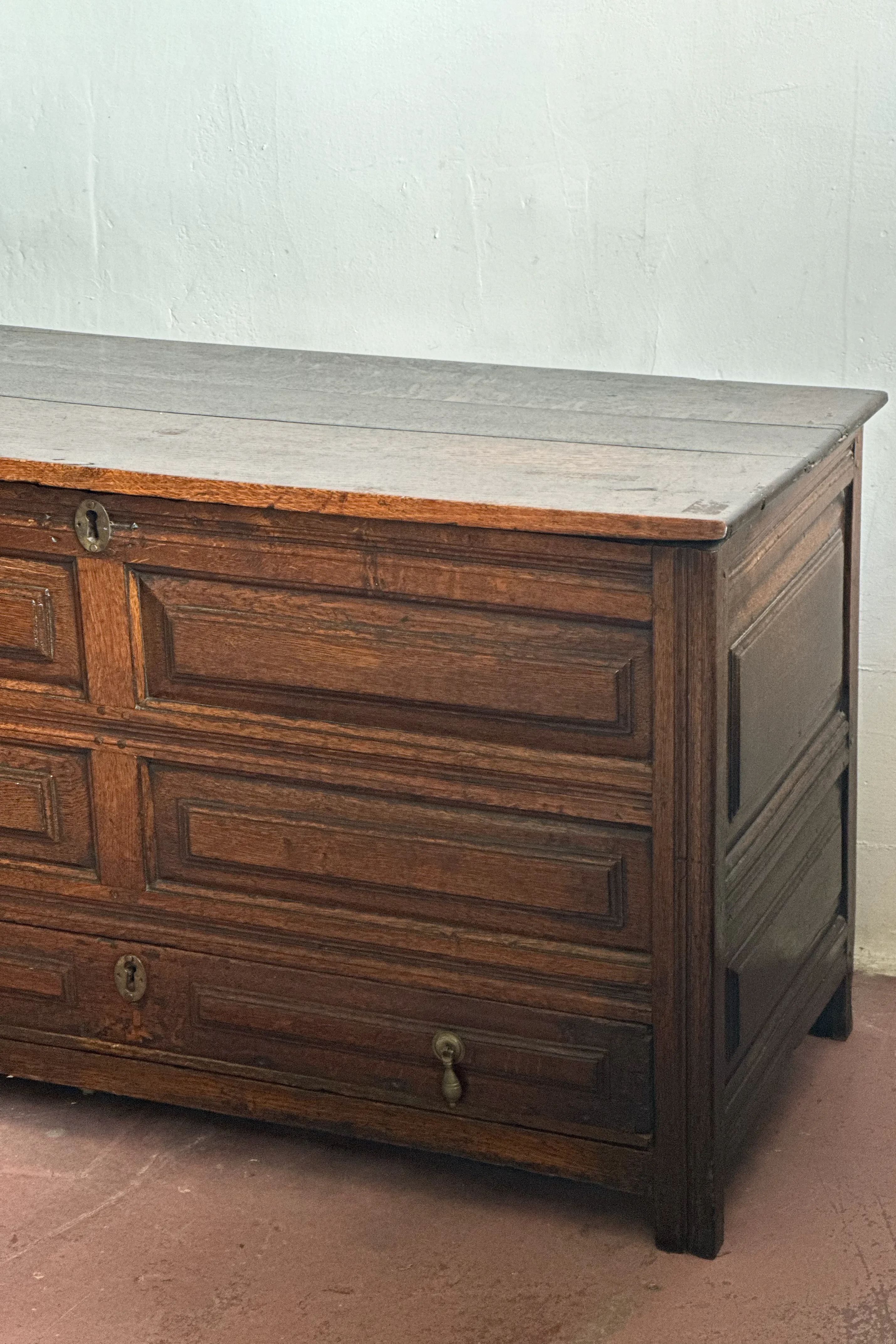 Antique English Georgian Oak Blanket Chest With Drawer