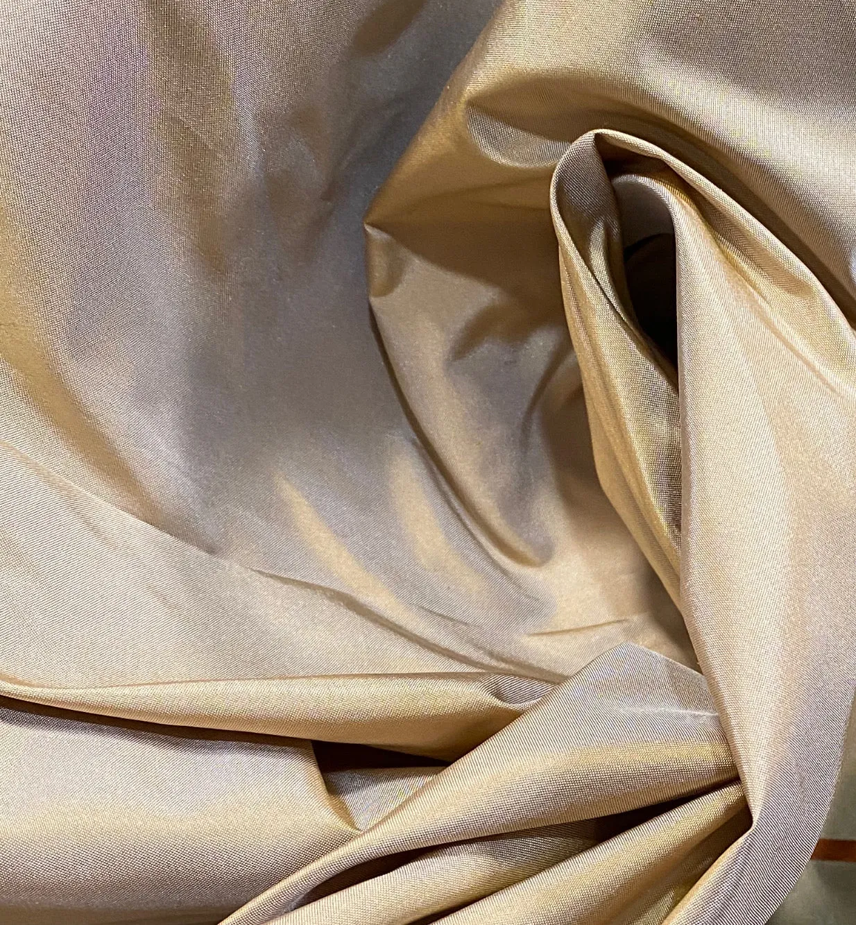 NEW Lady Lisa 100% Silk Taffeta Fabric Solid Gray with Gold Iridescence