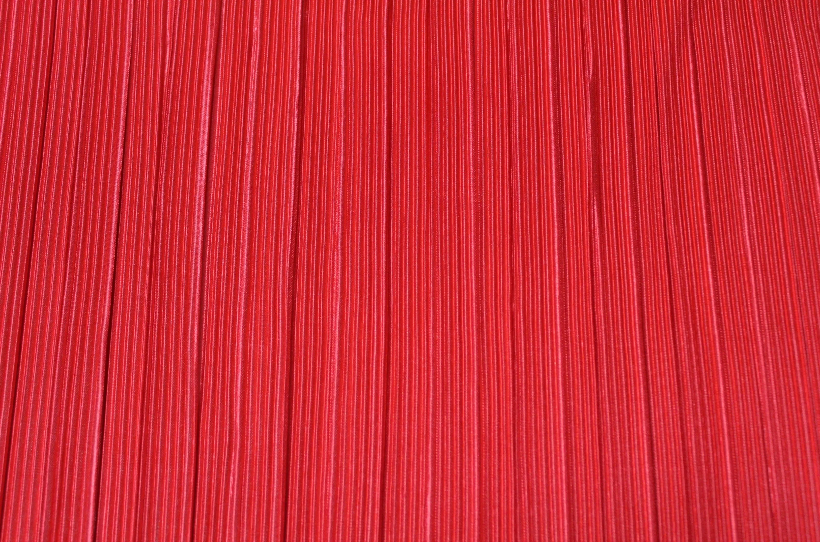 POLY PLEATED 140 GSM