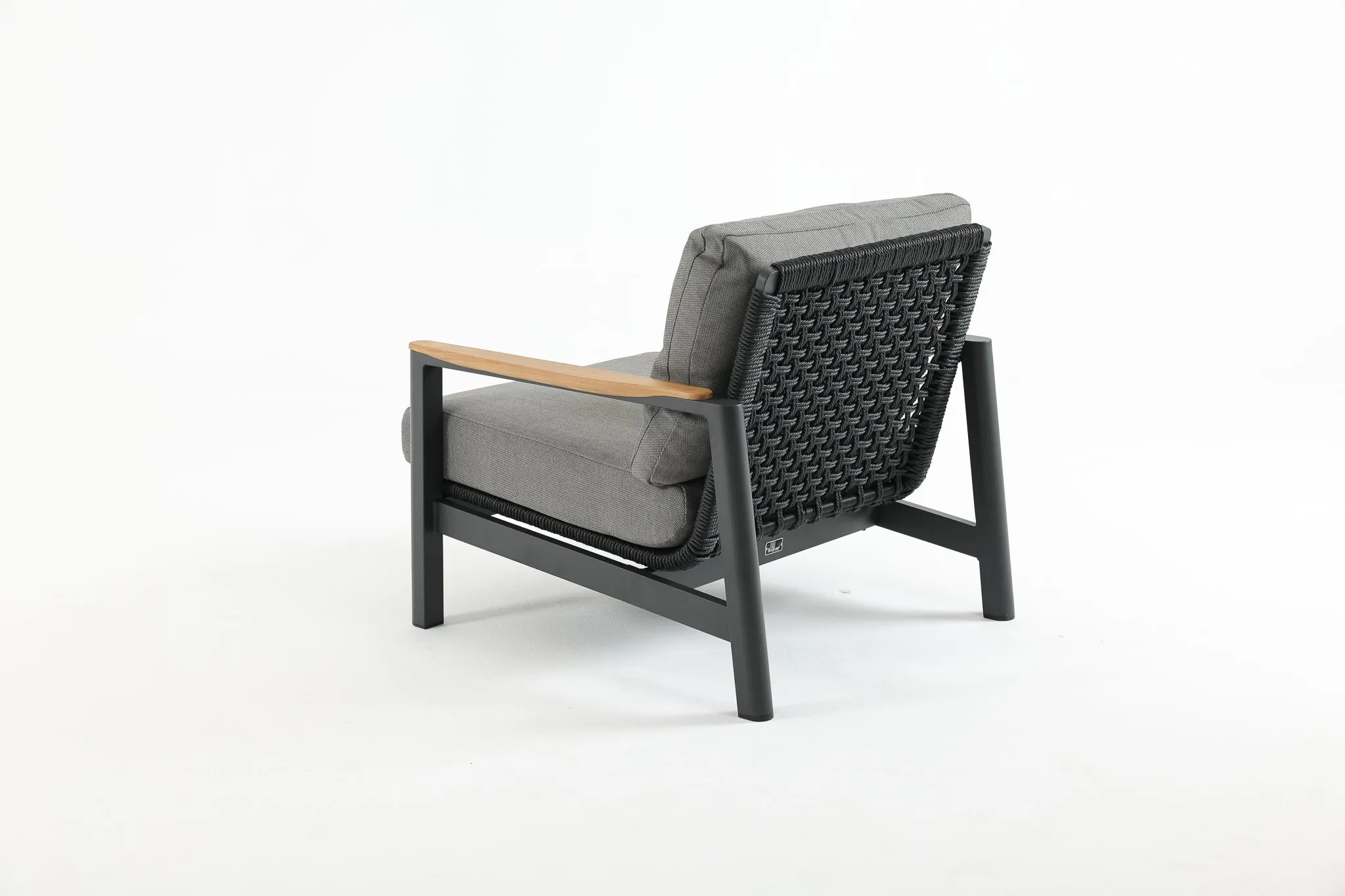 RITOVA Outdoor Lounge Chair